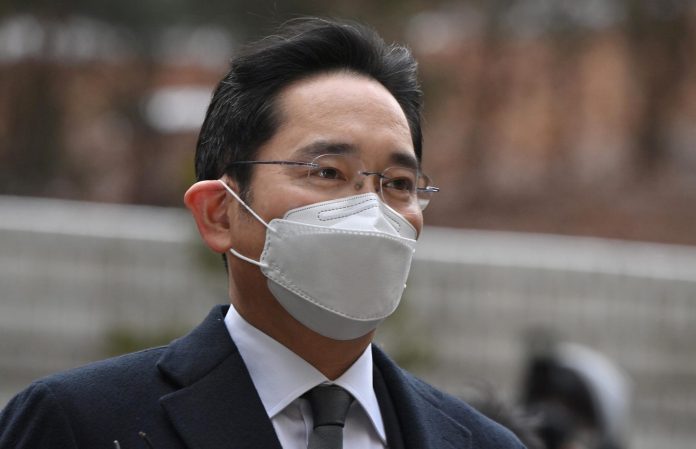 SKOREA-politics-corruption-SAMSUNG