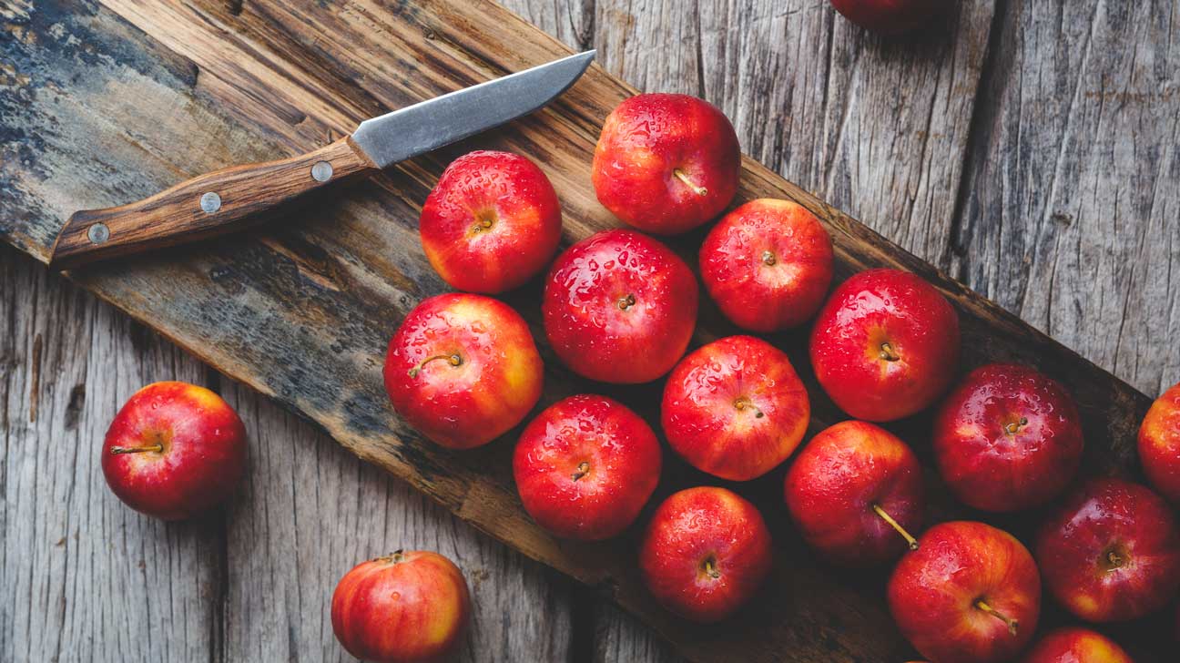 health-benefits-of-apples-1296x728-feature