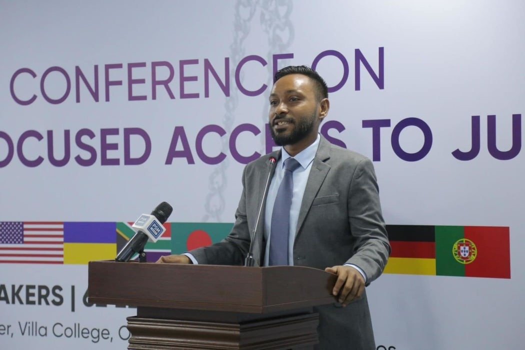 E93A2DA6-0F53-4914-ADDE-F341AA38DC80