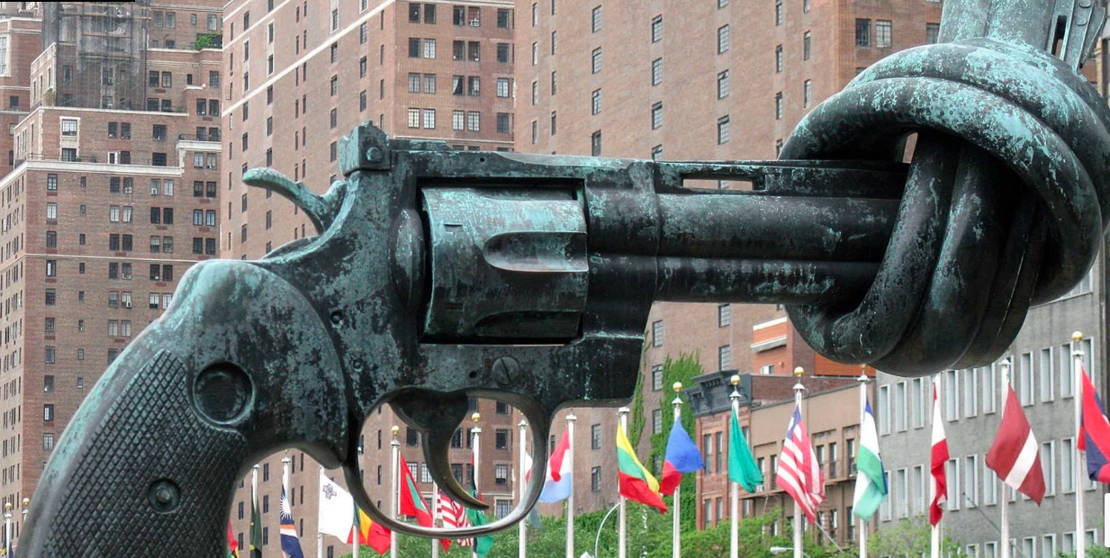 E98659A4-9153-40E1-ADE5-000AAA2E1EAE