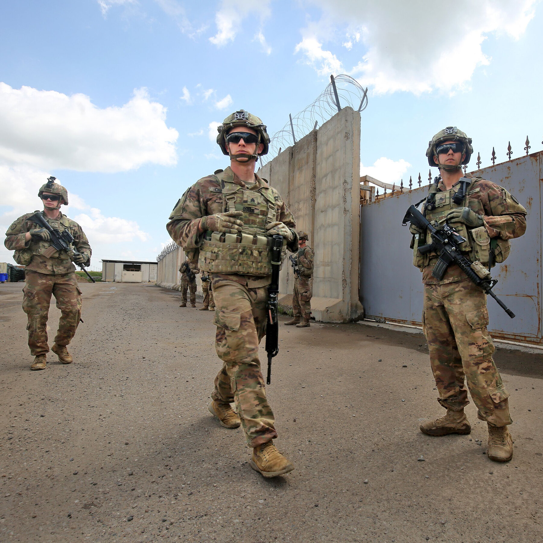 09dc-troops01-mediumSquareAt3X-v2