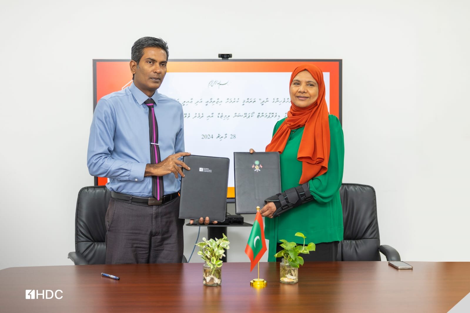 IMG-829da341178d15d72647f7b654335b4c-V