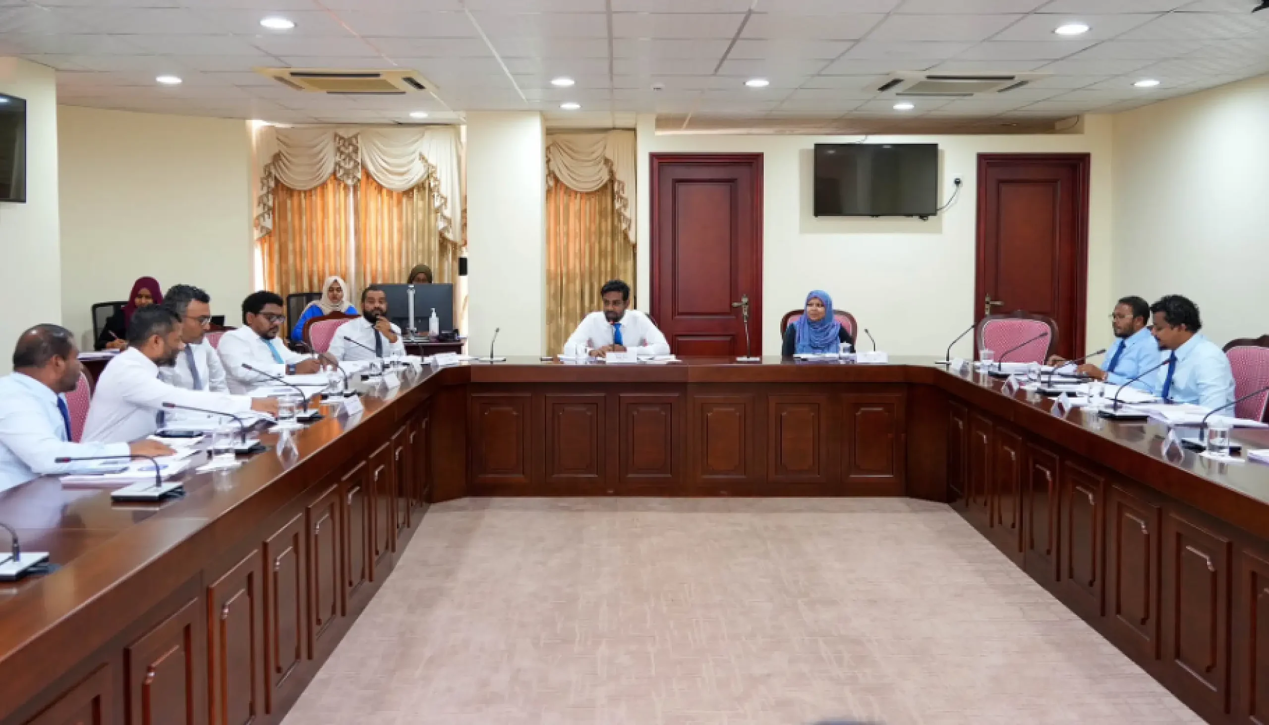 628c2d37-2053-443d-9700-e86997353f00