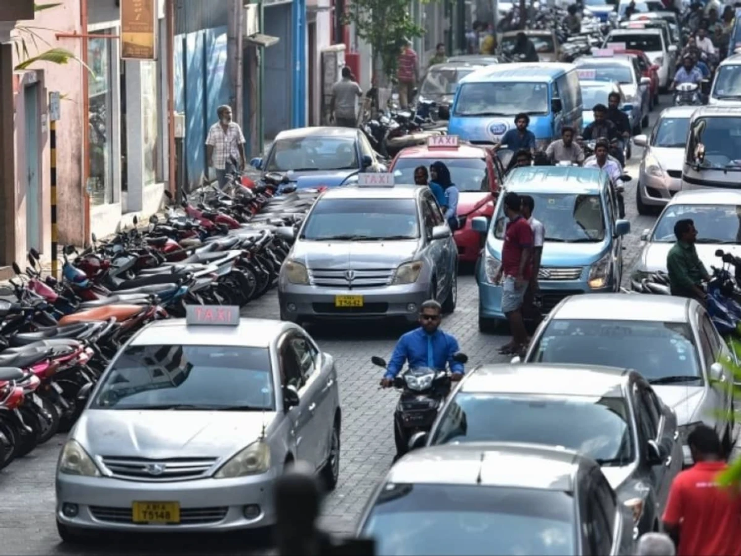solving-the-transit-crisis-in-maldives-1732078186928 (1)