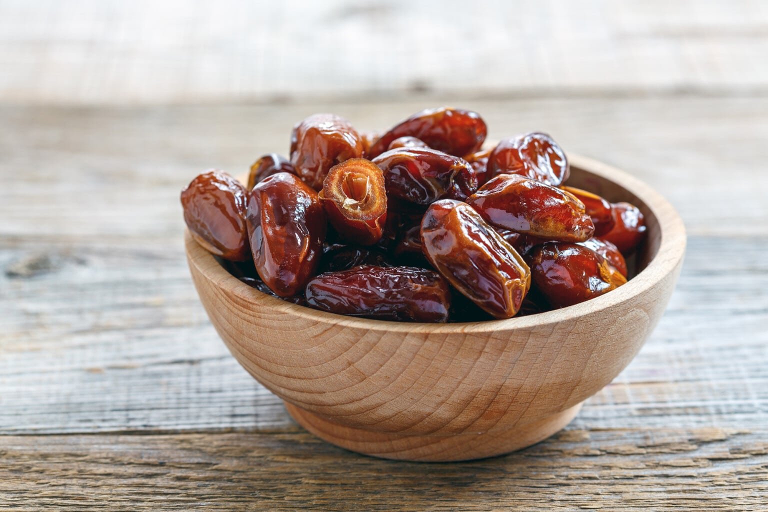 guide-to-dried-dates-1536x1024
