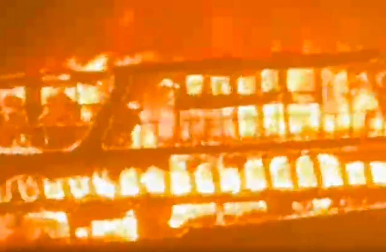 large_1743611171319yCp