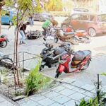 ކުޑަކުއްޖަކު އުރައިގެން މަގު ހުރަސްކުރި މީހެއްގެ ގައިގައި ސައިކަލަކުން ޖެހިއްޖެ