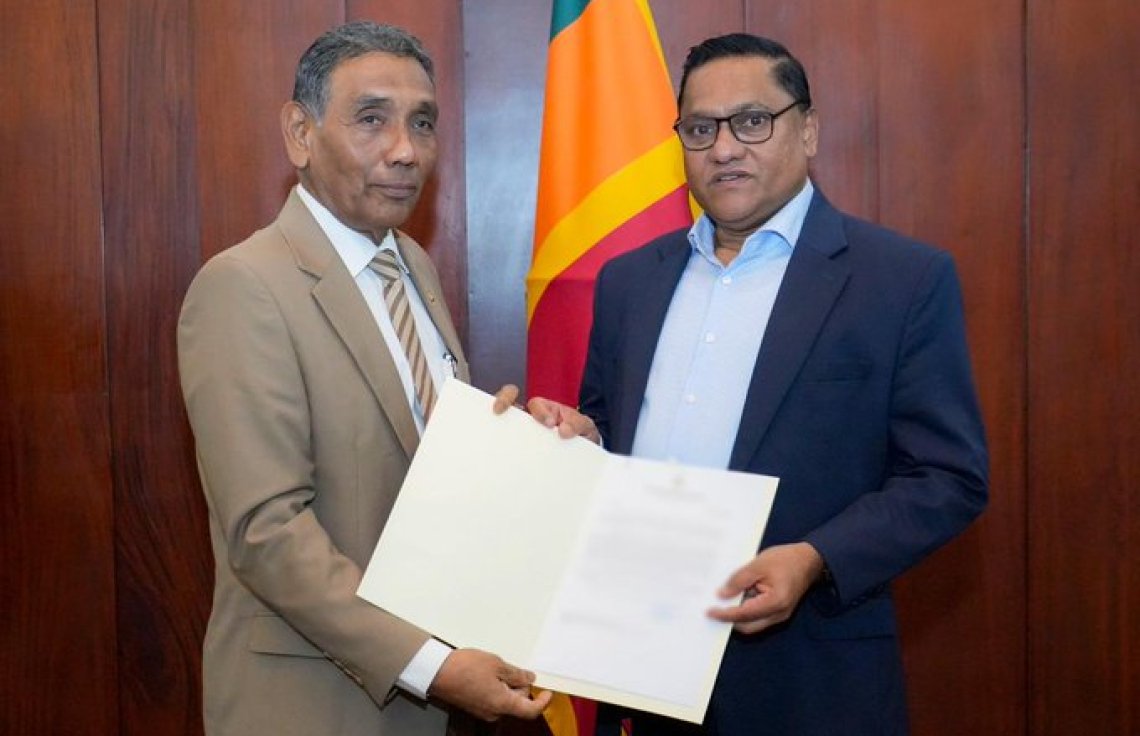 430728_3_4537bc305d0f2be7056a7274427983e0aa47fea9_large (1)