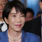 ޖަޕާނުގެ މަޖިލިސް ކުރާގޭގައި އަންހެނުންނަށް ޚާއްސަ ފާޚާނާ އިތުރުކުރަން ގޮވާލާ ކެމްޕެއިންގައި ބޮޑުވަޒީރު ސަނާއޭ ބަައިވެރިވެ ވަޑައިގަންނަވާ