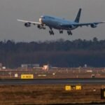 މެދުއިރުމަތީގެ ހަނގުރާމައާއި ގުޅިގެން މިހާތަނަށް 11،000އަށް ވުރެ ގިނަ ފްލައިޓް ކެންސަލް ކޮށްފައިވޭ